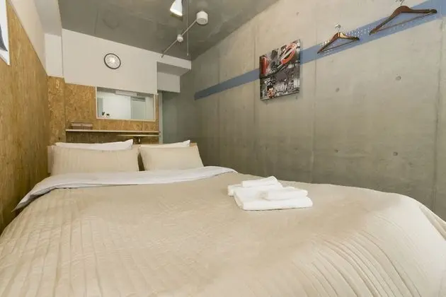 Tek Büyük Yataklı Oda (2-A)