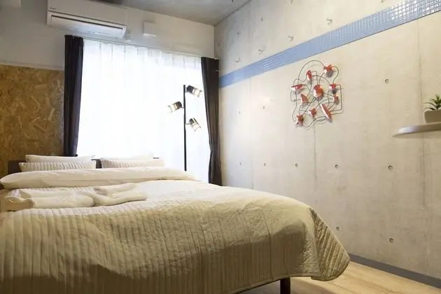 Tek Büyük Yataklı Oda (2-B)