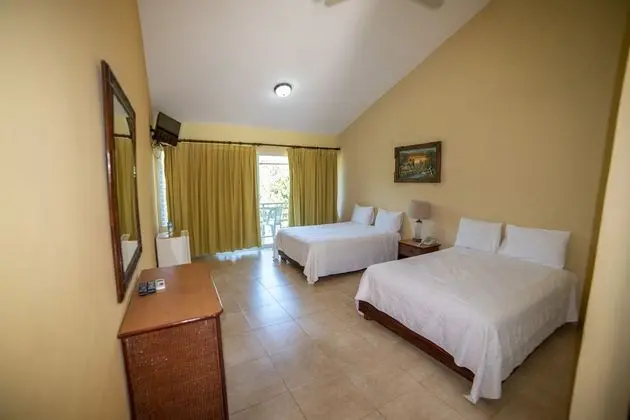 Standard Room with Two Beds