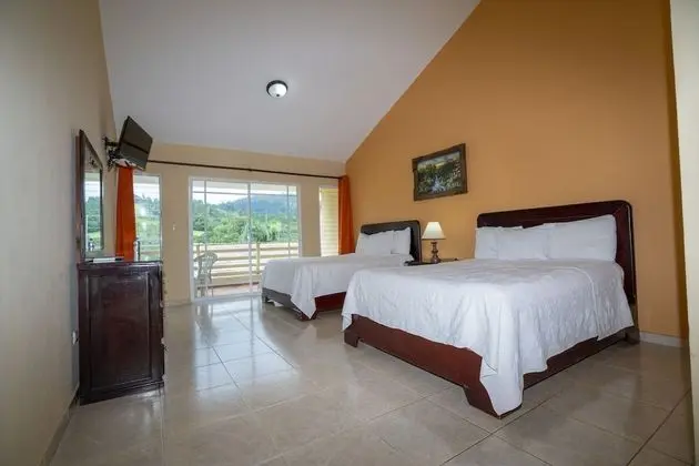 Standard Room with Two Beds