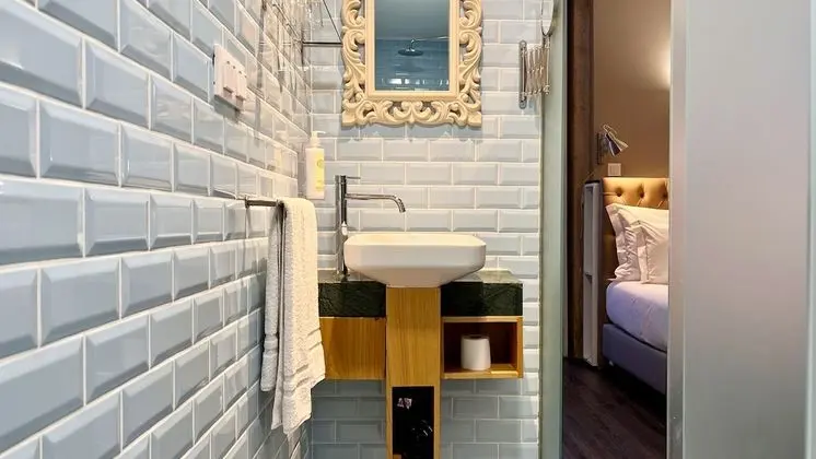Standard Tek Büyük Yataklı Oda