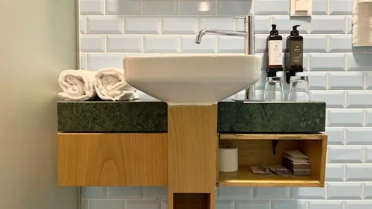 Standard Tek Büyük Yataklı Oda