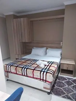 Premium Tek Büyük Yataklı Oda