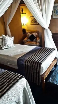 Romantic Tek Büyük veya İki Ayrı Yataklı Oda