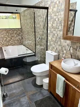 Ev