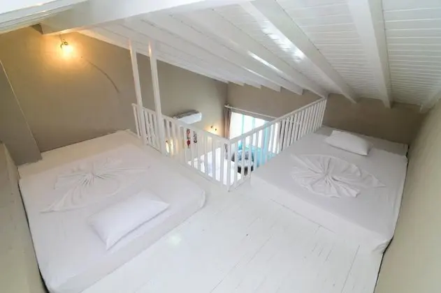 Villa, Havuz Manzaralı, Balkonlu