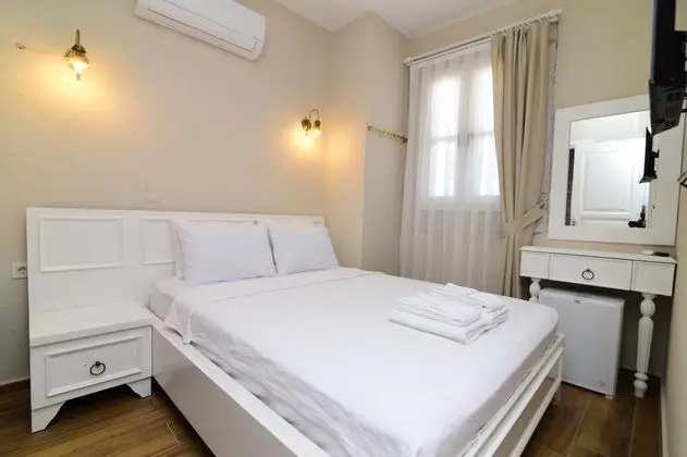 Villa, Havuz Manzaralı, Balkonlu