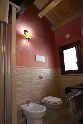 Comfort Tek Büyük veya İki Ayrı Yataklı Oda