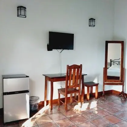 Deluxe Dört Kişilik Oda, 1 Yatak Odası, Havuz Manzaralı