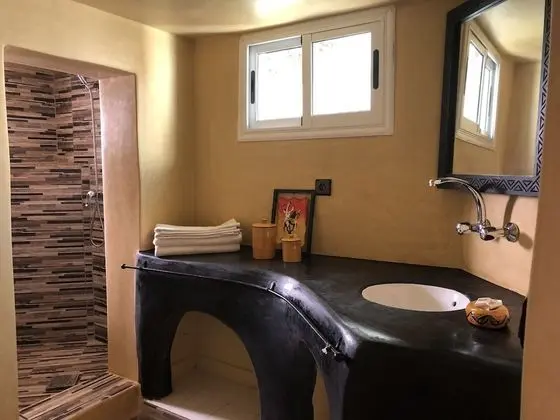 Comfort Üç Kişilik Oda (Majorelle)