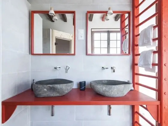Luxury Tek Büyük Yataklı Oda, Banyolu/Duşlu, Bahçe Manzaralı (Avec Sauna )