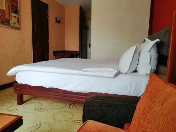 Deluxe Oda, 1 En Büyük (King) Boy Yatak