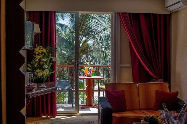 Deluxe Oda, 1 En Büyük (King) Boy Yatak