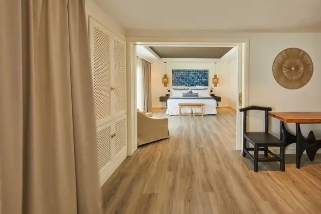 Preferred C. Suite Ocean View (3 Adults)