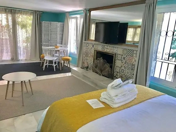 One-Bedroom Suite