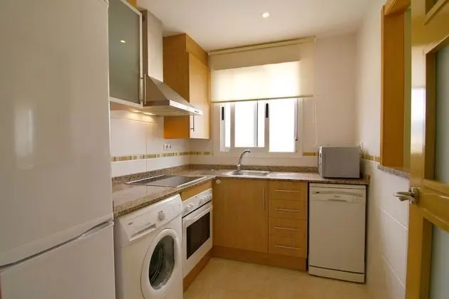 Standard Apart Daire, 3 Yatak Odası, Teras, Kısmi Deniz Manzaralı (5th floor Apt 109)