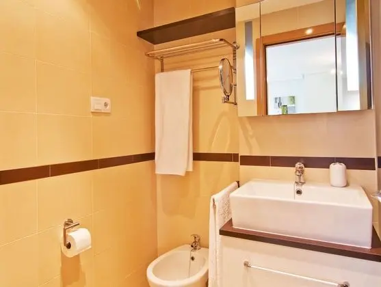 Standard Apart Daire, 3 Yatak Odası, Teras, Kısmi Deniz Manzaralı (5th floor Apt 109)