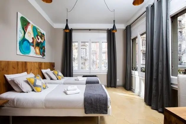 Economy Tek Büyük veya İki Ayrı Yataklı Oda (Shared Toilets)