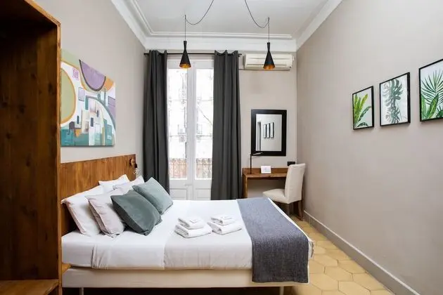 Tek Büyük Yataklı Oda, Banyolu/Duşlu