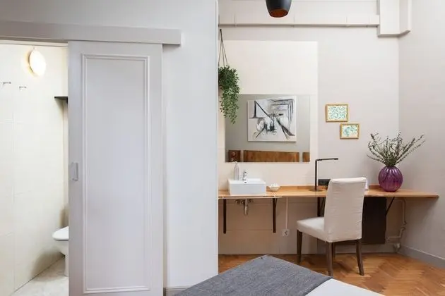 Tek Büyük Yataklı Oda, Banyolu/Duşlu