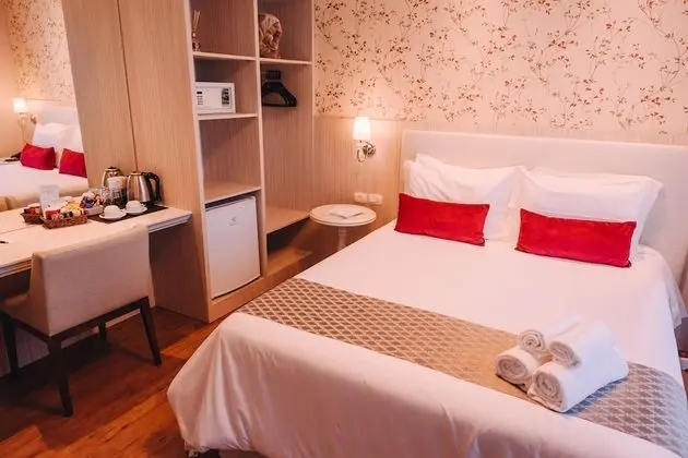 Deluxe Apart Daire, Birden Çok Yatak