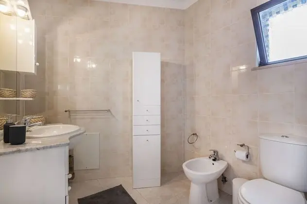 Apart Daire, 2 Yatak Odası, Teras, Havuz Manzaralı