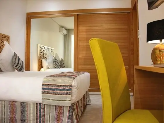 Tek Büyük Yataklı Oda, Bahçe Manzaralı (Jasmin)