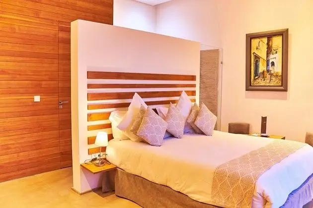 Tek Büyük Yataklı Oda, Dağ Manzaralı (Jacaranda)