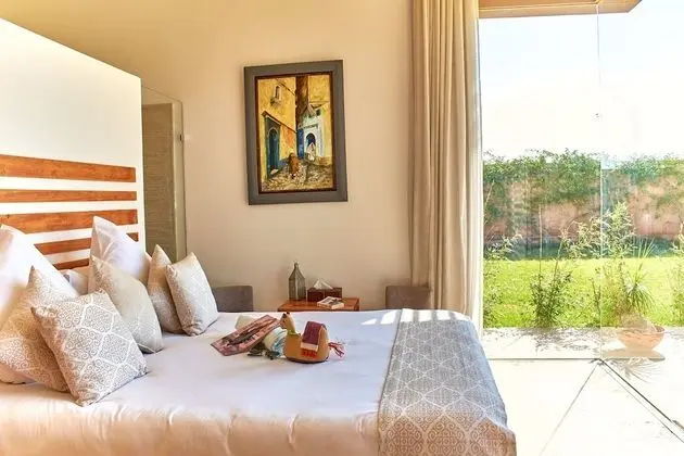 Tek Büyük Yataklı Oda, Dağ Manzaralı (Jacaranda)