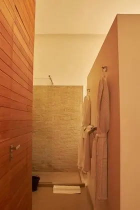 Tek Büyük Yataklı Oda, Dağ Manzaralı (Jacaranda)