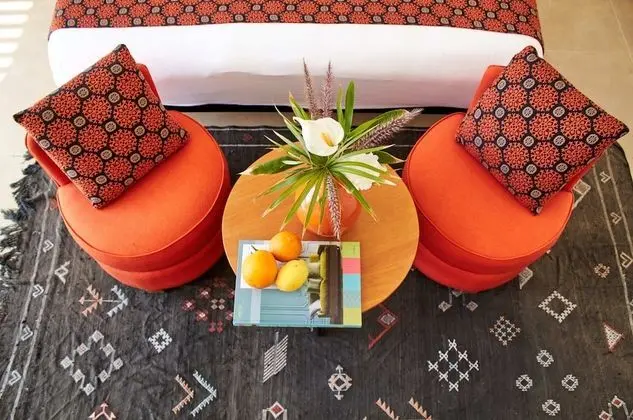 Tek Büyük Yataklı Oda, Havuz Manzaralı (Oliviers)