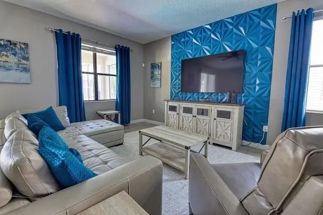 Ev, Birden Çok Yatak (Jared's Themed Manor at Champions Gat)