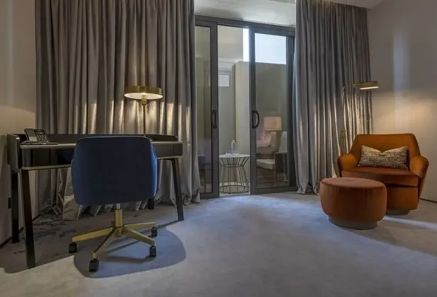 Standard King Room