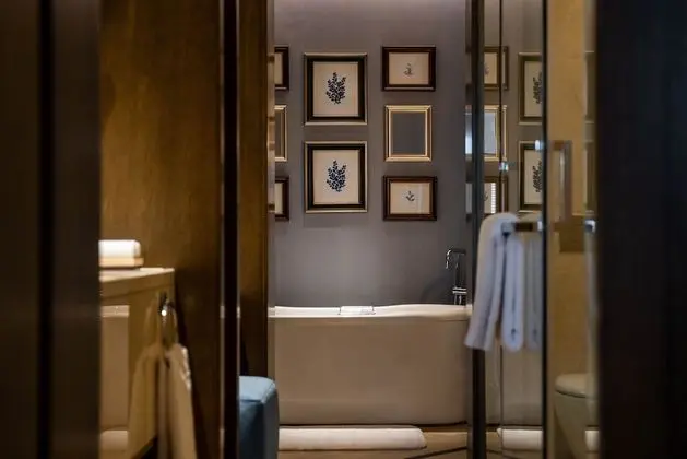 Superior King Room With Balcony