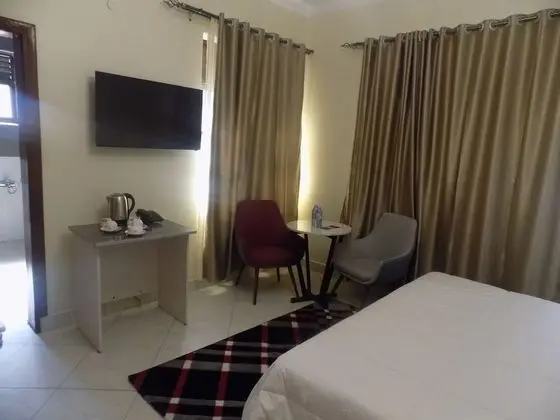 Deluxe Tek Büyük Yataklı Oda