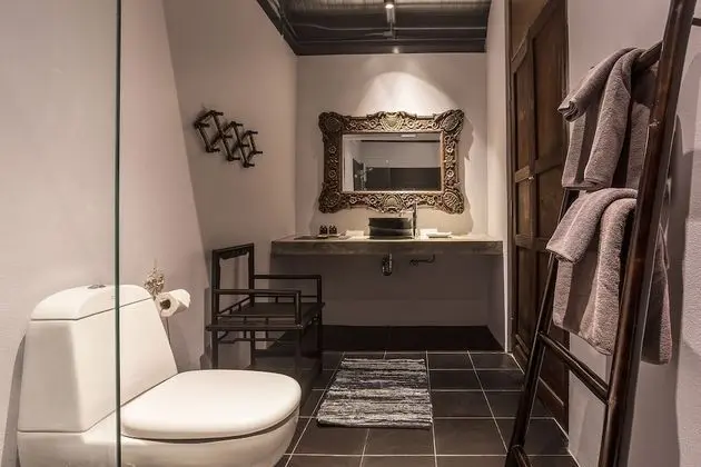 Deluxe 2-Bedroom Room