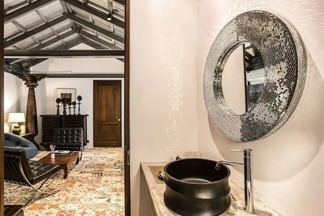 Deluxe 2-Bedroom Room