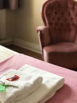 Tek Kişilik Oda (Shared Bathroom)