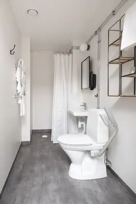 Comfort Tek Büyük veya İki Ayrı Yataklı Oda