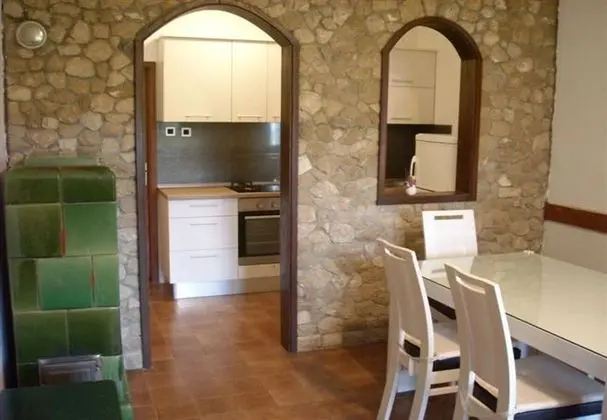 Ev (Jaroje - 80m from the beach with park)