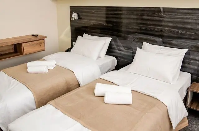 Tek Büyük veya İki Ayrı Yataklı Oda