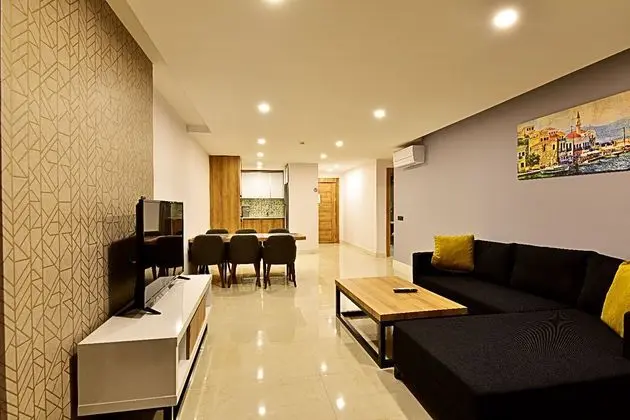 3+1 Havuz Manzarali Lüks Apartment Custom Room