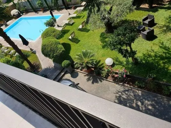 Superior Tek Büyük Yataklı Oda