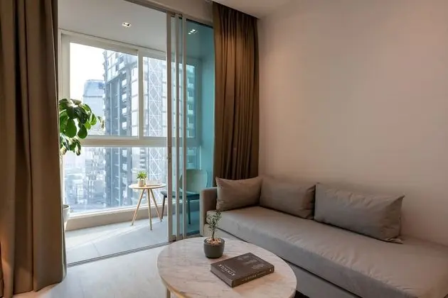 Two Bedrooms Suite for 3 People