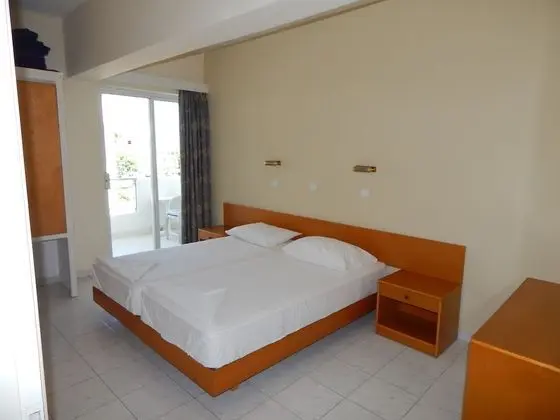 Apartment, 1 Bedroom, Partial Sea View