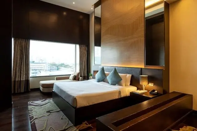 Presidential Jacuzzi Suite