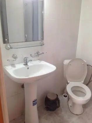 Üç Kişilik Oda, Teras