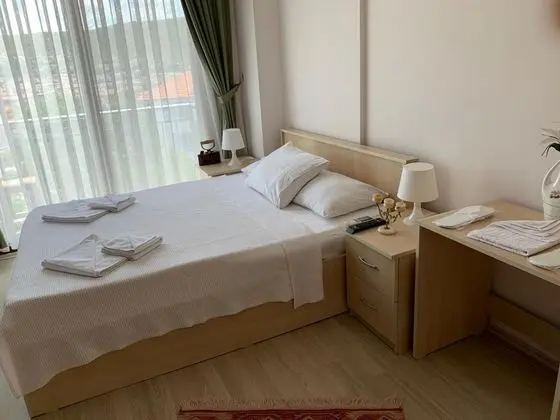 Çift Kişilik, Deniz veya Kara Manzaralı
