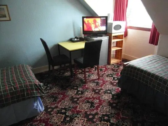 Superior Tek Büyük veya İki Ayrı Yataklı Oda