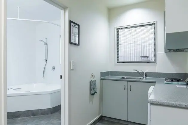 Luxury Stüdyo, Jakuzi